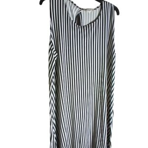 Jamie & Layla plus dress